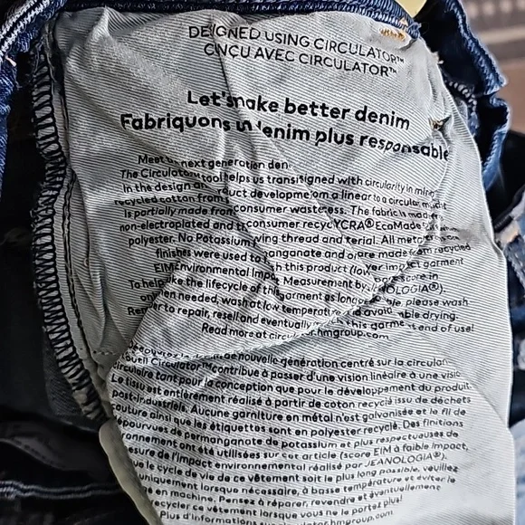 🌞H&M Regular Waist Flared Blue Jeans 15" Waist - Picture 6 of 7